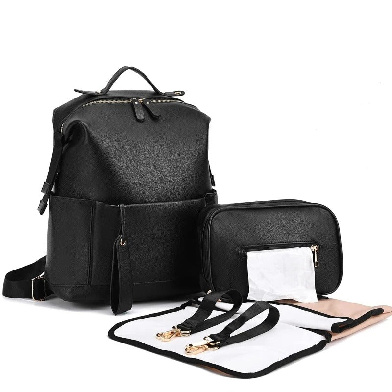 sac a langer noir avec, crochets pour poussette, boite pour lingettes et tapis à langer