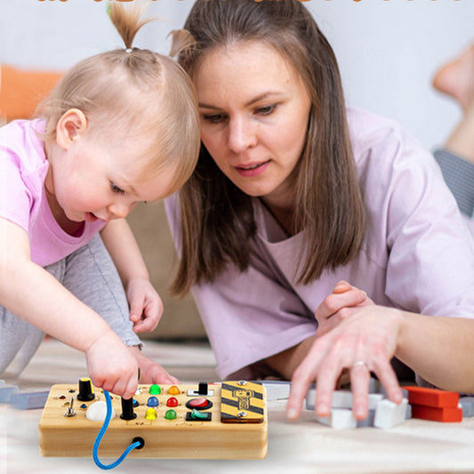 BabyBord™ | Tableau en bois d'activité Montessori