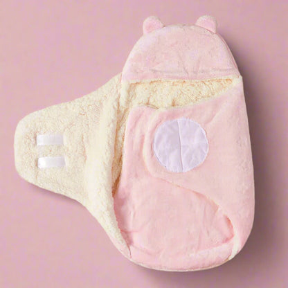 nid d'ange bebe rose ouvert sur une partie velcro des deux côtés